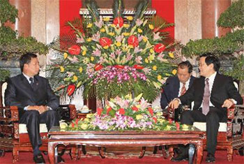 ທ່ານປະທານປະເທດຕ້ອນຮັບ ຄະນະຜູ້ແທນສານປຊຊສູງສຸດ ລາວ